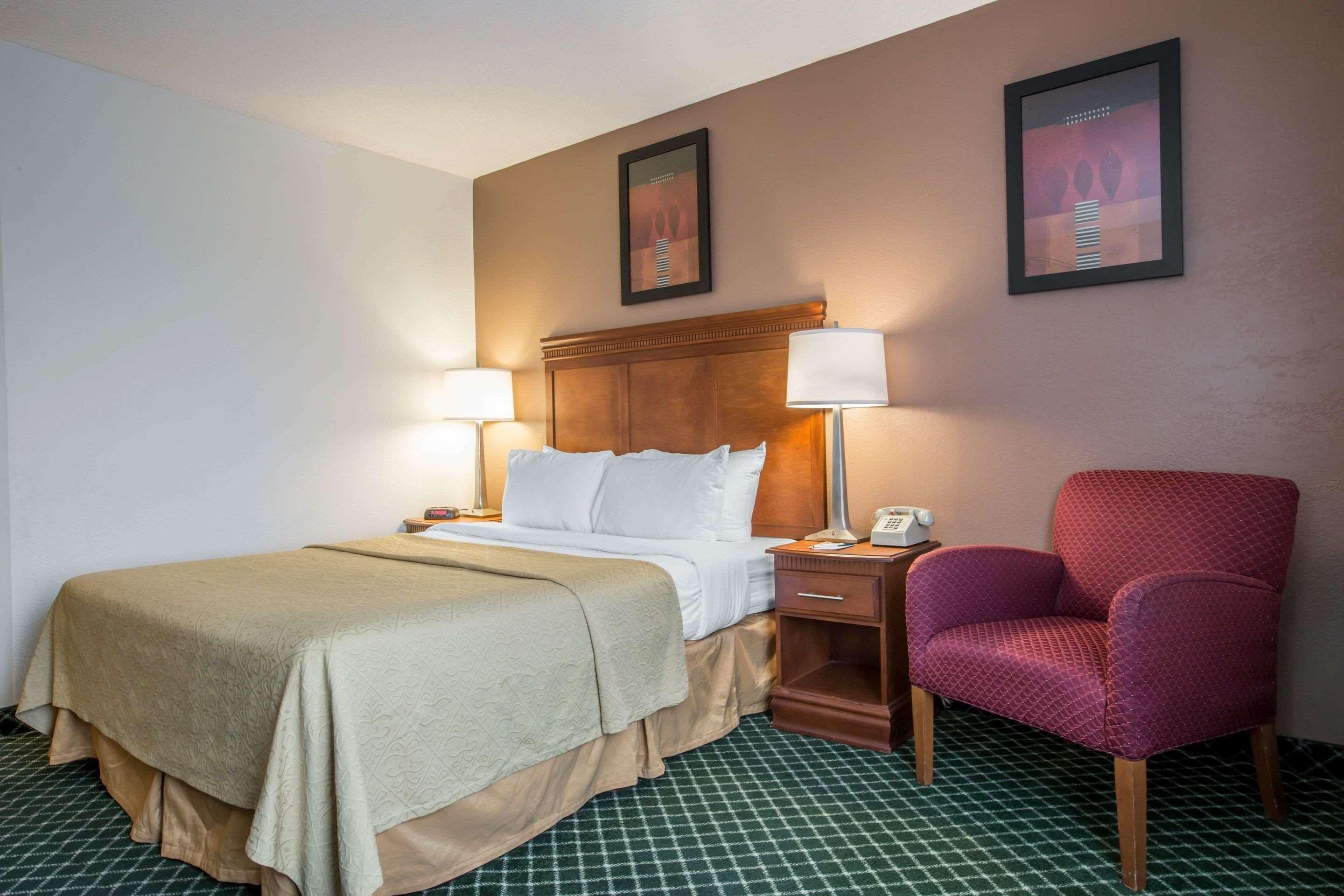 Quality Inn Colchester - Берлінгтон Екстер'єр фото