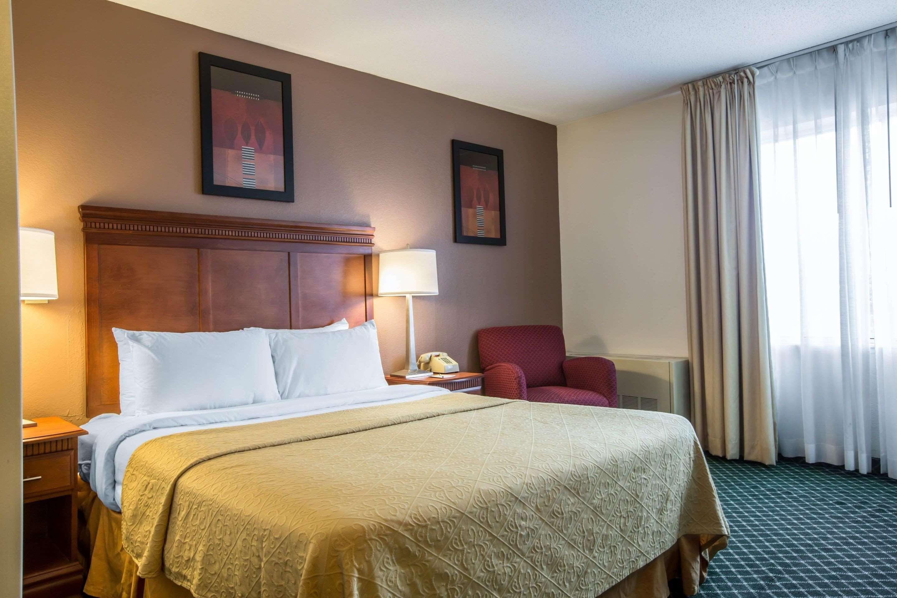Quality Inn Colchester - Берлінгтон Екстер'єр фото