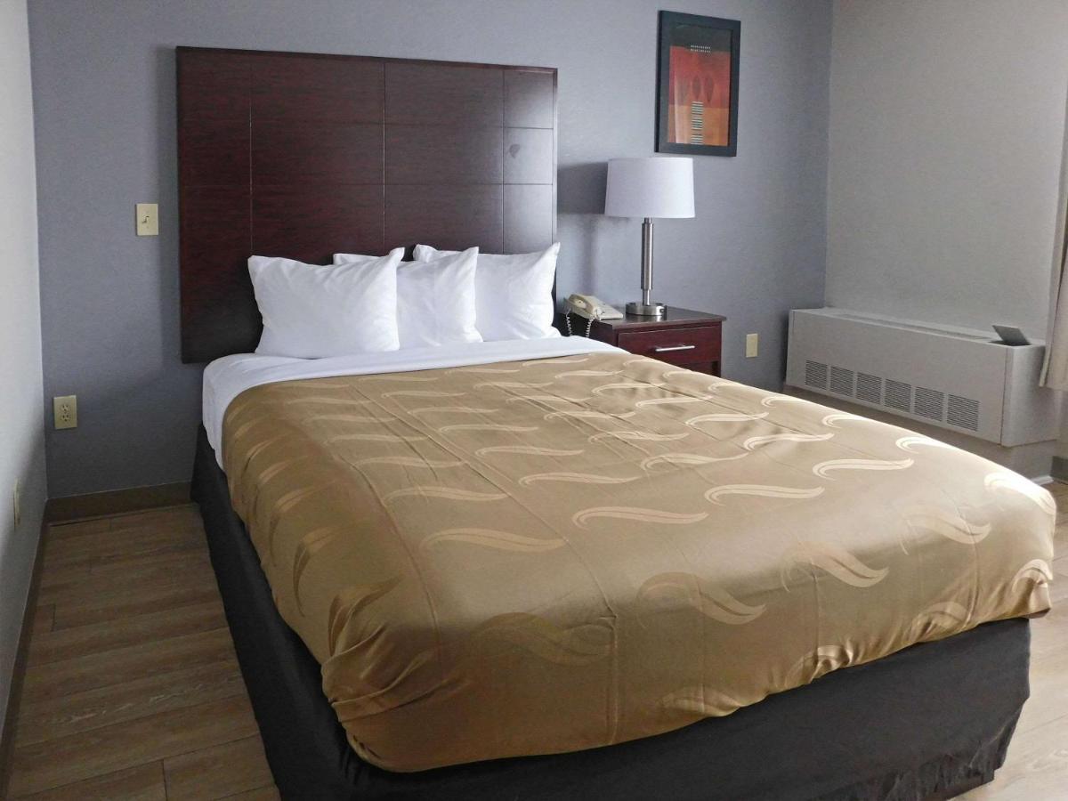 Quality Inn Colchester - Берлінгтон Екстер'єр фото